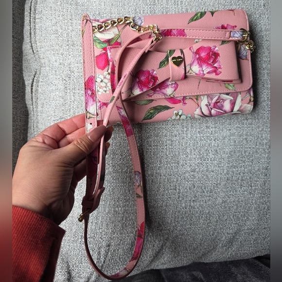 Betsey Johnson XL 3 Pocket Wallet Purse Floral Print - Picture 14 of 16